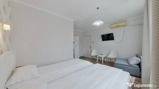 Casă generoasă cu 11 camere + spațiu comercial inclus | C