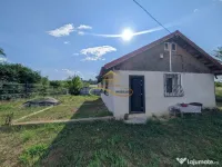 Casă de vânzare – Bacău, zona URA 