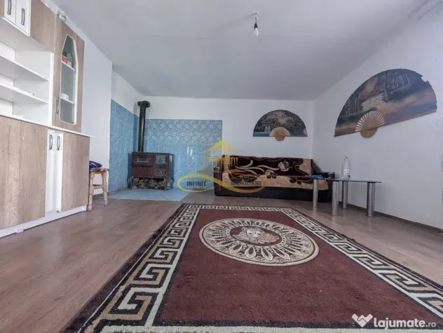 Casă de vânzare – Bacău, zona URA