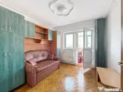 Apartament cu 2 camere, decomandat, 50 mp, parcare, zona Pod