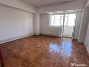 Apartament 4 camere.Stradal.Bulevardul Decebal, Piata Alba-Iulia.