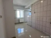 Apartament 4 camere.Stradal.Bulevardul Decebal, Piata Alba-Iulia.