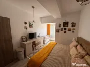 Apartament decomandat, 3 camere, 70 mp, zona George Enescu 