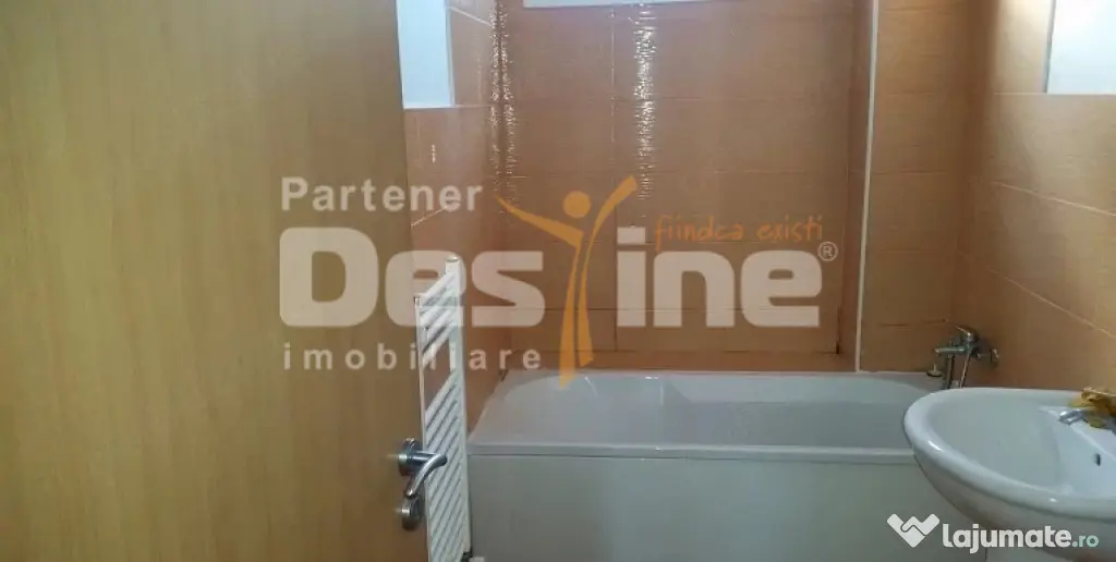 Proprietar, locuinta etaj 1 in cladire noua CU PARCARE IN CU