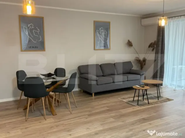 Apartament 2 camere, semidecomandat, parcare subterana zona