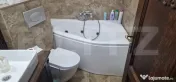 Apartament cu 2 camere, situat central