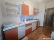 Apartament cu 3 camere, decomandat, 80 mp, 2 balcoane, zona 