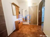 Apartament cu 3 camere, decomandat, 80 mp, 2 balcoane, zona 