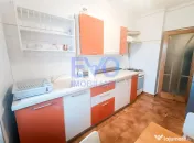 Apartament cu 3 camere, decomandat, 80 mp, 2 balcoane, zona 