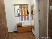 Apartament cu 3 camere, decomandat, 80 mp, 2 balcoane, zona 