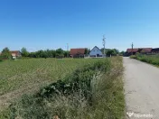Teren intravilan construibil utilitati asfalt central Lunca Calnicului