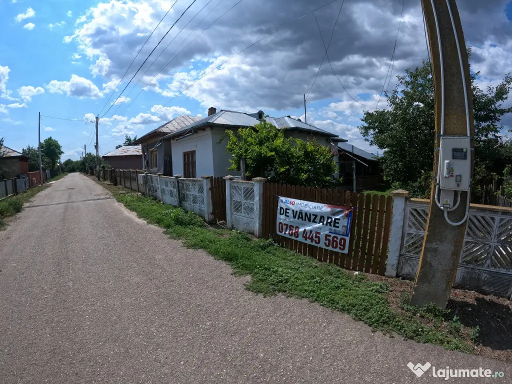 Casa si teren in comuna Vedea