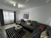 Apartament 3 camere la etaj intermediar si pivnita zona Vasi 