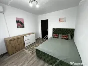 Apartament 3 camere la etaj intermediar si pivnita zona Vasi 