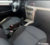 Opel 2008 Astra 1.3diesel 5 usi cu Climatronic