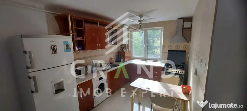 Apartament de Inchiriat : 2 Camere Decomandate | Etaj 2 | Gh