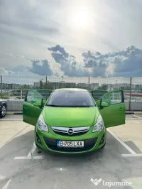 Vand Opel Corsa 2014 - decembrie, stare impecabila 