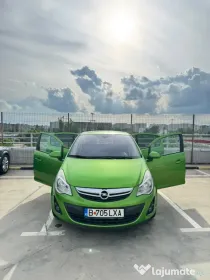 Vand Opel Corsa 2014 - decembrie, stare impecabila