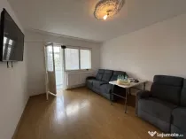 Apartament 3 camere decomandat, centrală gaz – zona Casa