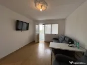 Apartament 3 camere decomandat, centrală gaz – zona Casa 