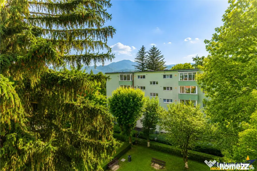 Apartament 3 camere, insorit, etaj2, balcon, loc parcare,inc