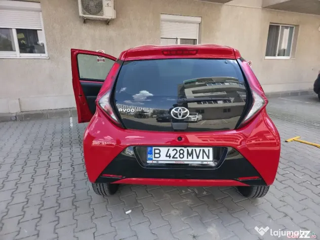 Toyota Aygo 1.0 VVY-I 5 usi X