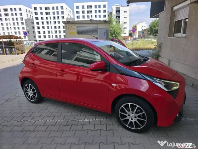 Toyota Aygo 1.0 VVY-I 5 usi X