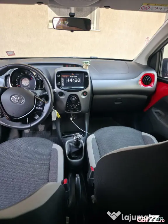 Toyota Aygo 1.0 VVY-I 5 usi X