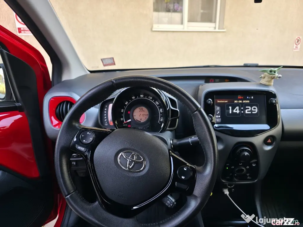 Toyota Aygo 1.0 VVY-I 5 usi X