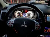 Mitsubishi Outlander- 4x4 - 7 Locuri