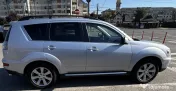 Mitsubishi Outlander- 4x4 - 7 Locuri