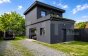 Doua case, 1100 mp de teren, zona Avram Iancu, posibilitate 