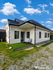 Doua case, 1100 mp de teren, zona Avram Iancu, posibilitate 