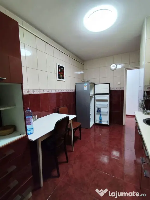 Apartament 4 camere, decomandat, 80mp, Emil Racoviță, aer condiționat.