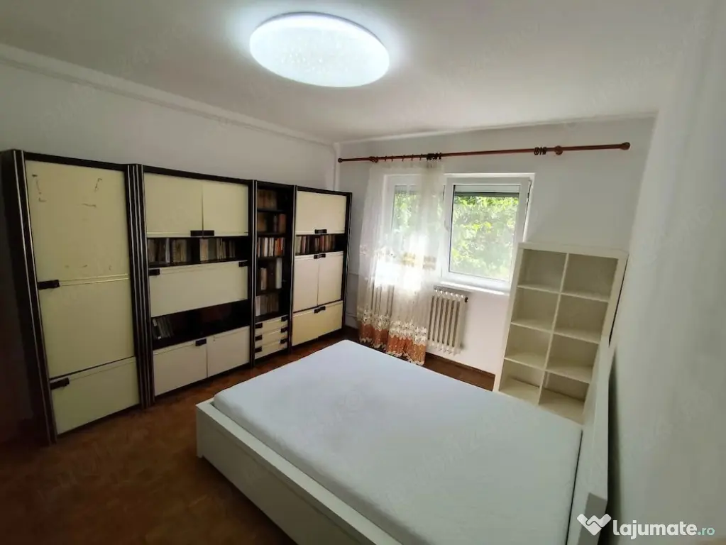 Apartament 4 camere, decomandat, 80mp, Emil Racoviță, aer condiționat.