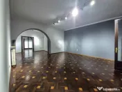 SPATIU BIROU l SUPRAFETE GENEROASE l GRADINA 8 LOCURI PAR...