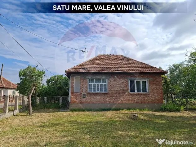 Casă cu teren 5.447 mp și dublu acces | Valea Vinului