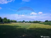 Casă cu teren 5.447 mp și dublu acces | Valea Vinului