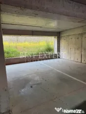 2 Camere de inchiriat complet mobilat si cu Parcare acoperi 