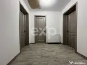 Locuință modernă cu două intrări separate, izolație pr 
