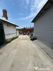 Locuință modernă cu două intrări separate, izolație pr