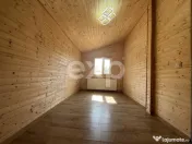 Locuință modernă cu două intrări separate, izolație pr
