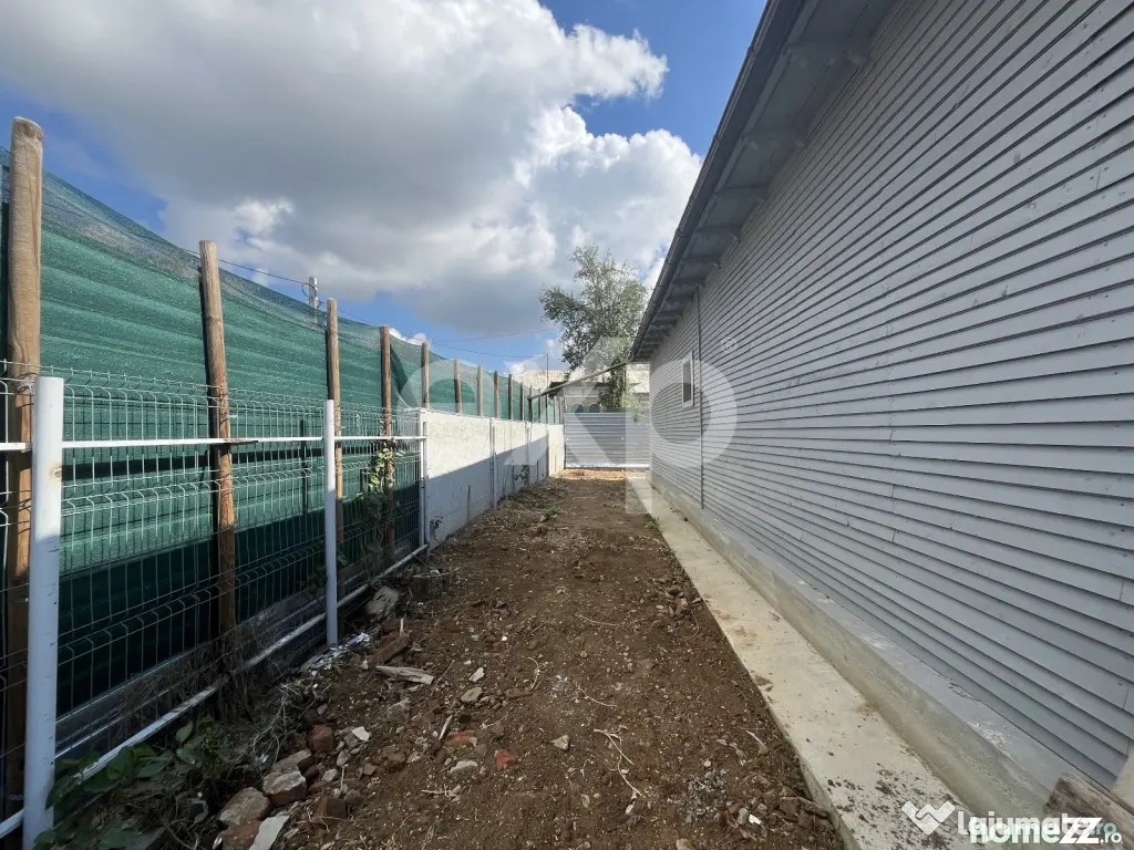 Locuință modernă cu două intrări separate, izolație pr - Cuparu (Dambovita)