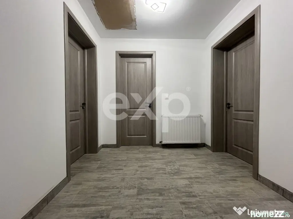 Locuință modernă cu două intrări separate, izolație pr - Cuparu (Dambovita)
