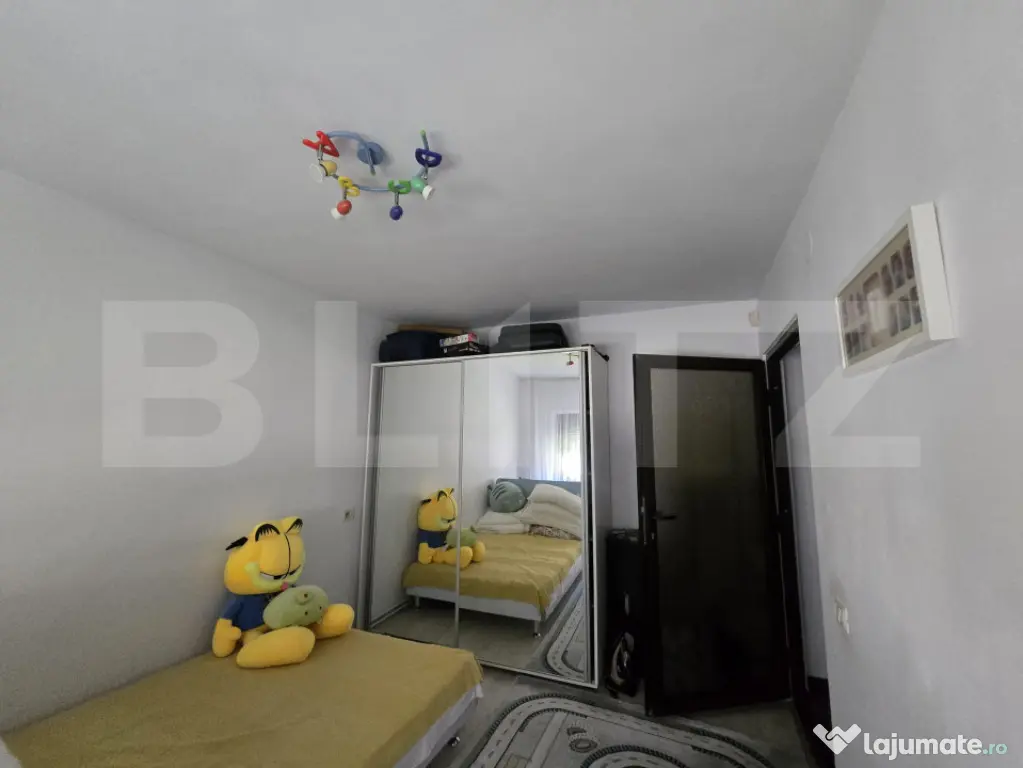 Apartament 3 camere, 64 mp, etaj 1, zona Micro 5