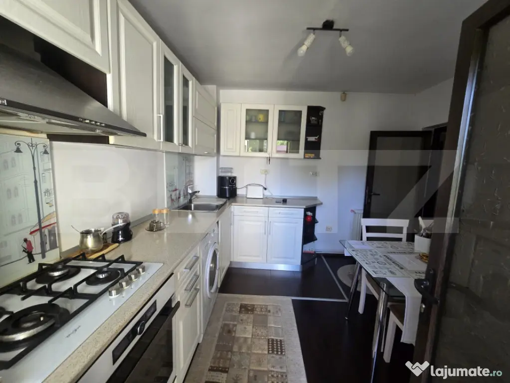 Apartament ideal pentru familie - 3 camere, etaj 1, Micro 5