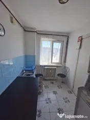 Apartament 2 camere semidecomandat, 53,70 mp, zona Piața Va