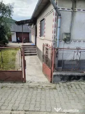 CASA SPATIOASA DE VINZARE CE OFERA CONFORT SI LINISTE SITUAT