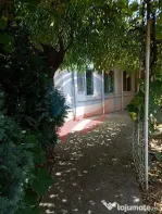 CASA RENOVABILA + 600 MP TEREN - BARIERA VALCII
