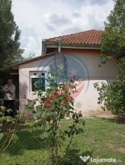 CASA RENOVABILA + 600 MP TEREN - BARIERA VALCII